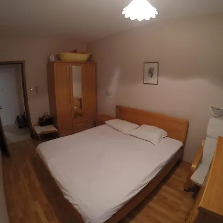 Apartment 3 Bedroom Apt Beach Elite 1 *